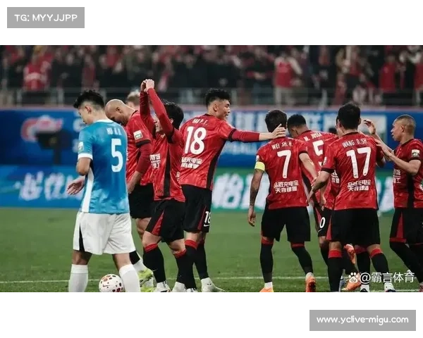 新鹏城阿代米闪电破门 但红牌后进攻体系完全崩溃