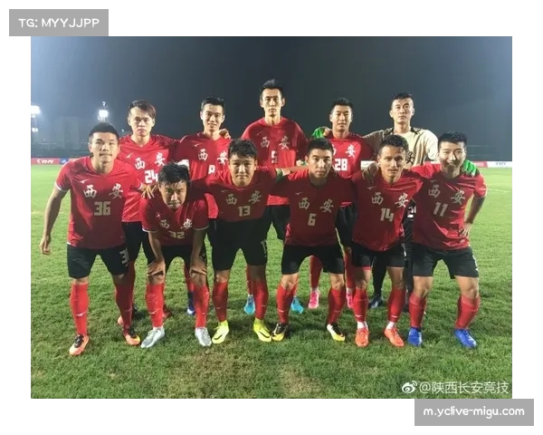 成都凤凰山四万球迷助威 金牌球市为争冠球队提供主场优势