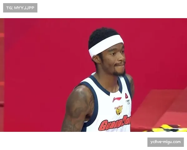 克里斯手指骨裂预计四月下旬复出 山东外援归队时间